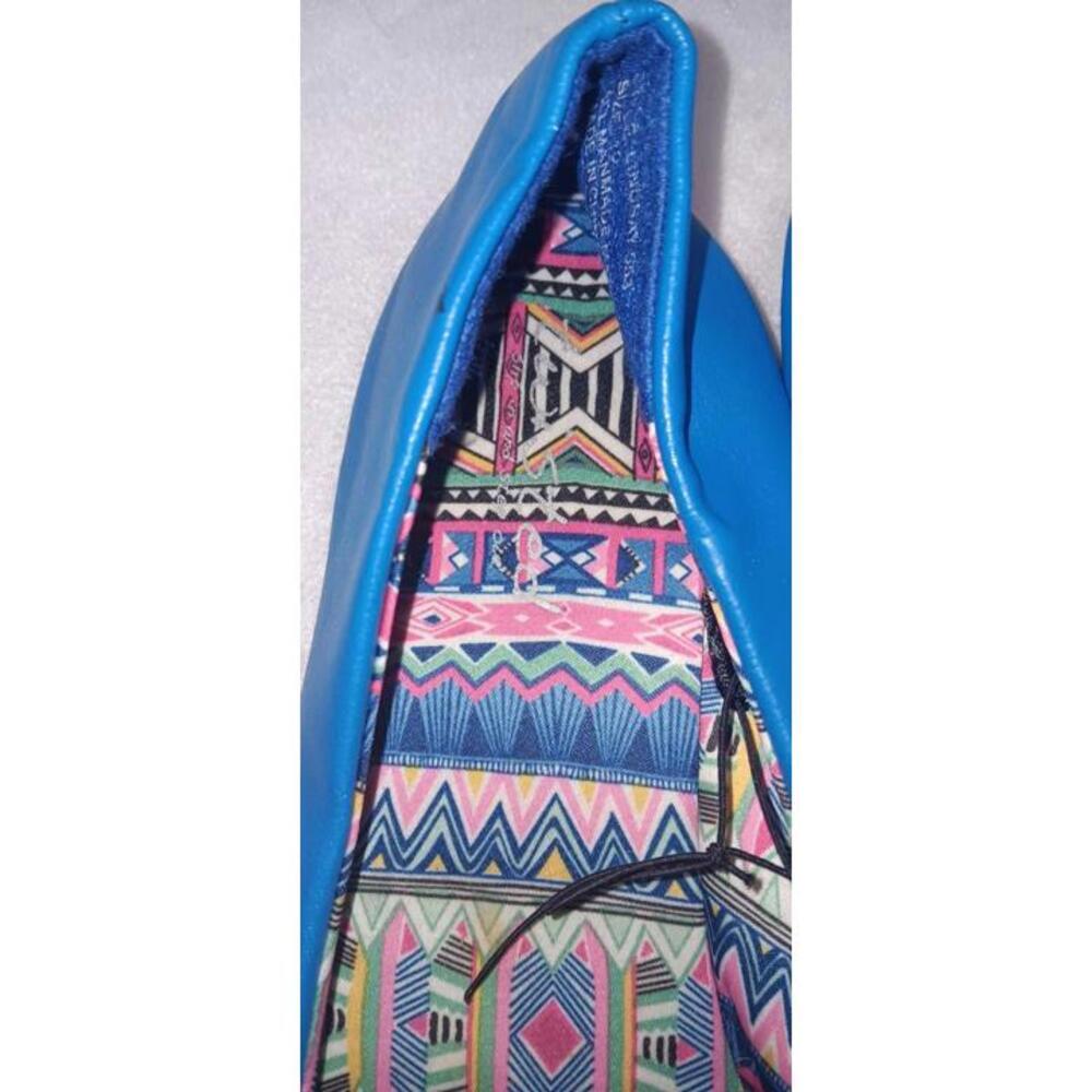 NWOT! Twister Slip In Step Out Lindsay Flats Womens Size 10 Blue Aztec Design - Picture 2 of 9